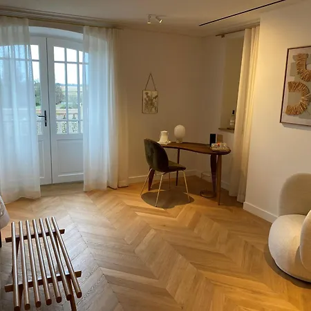 La Chartreuse Du Chateau La Garde * Martillac