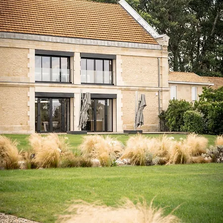 La Chartreuse Du Chateau La Garde