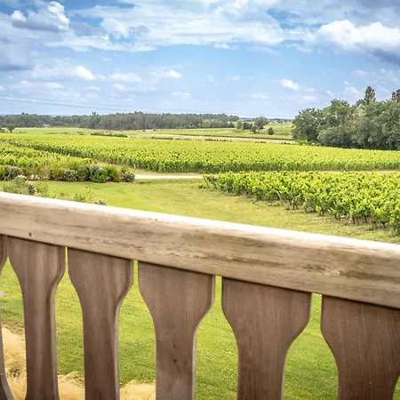 La Chartreuse Du Chateau La Garde *