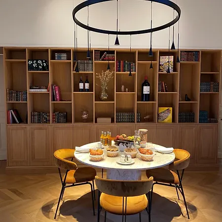 La Chartreuse Du Chateau La Garde Gasthof