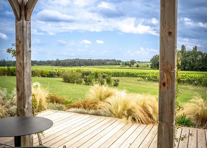 La Chartreuse Du Château La Garde 3*